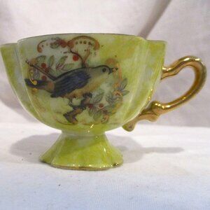 Tea Cup delicate gold accents trinket jewelry earing‎ catchall bird yellow blue